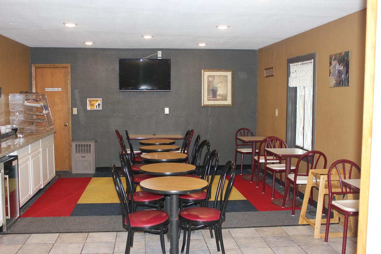 Econo Lodge Oskaloosa Экстерьер фото