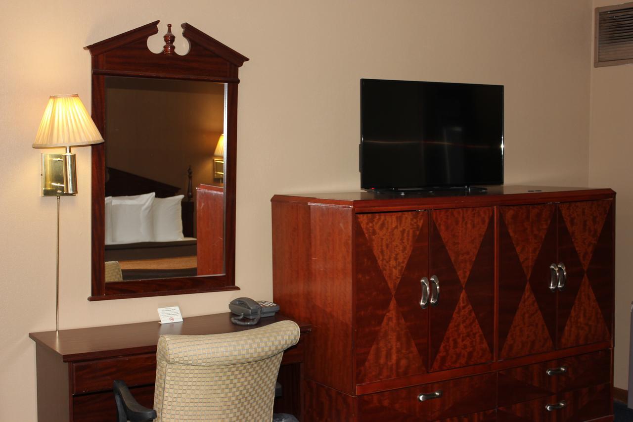 Econo Lodge Oskaloosa Экстерьер фото