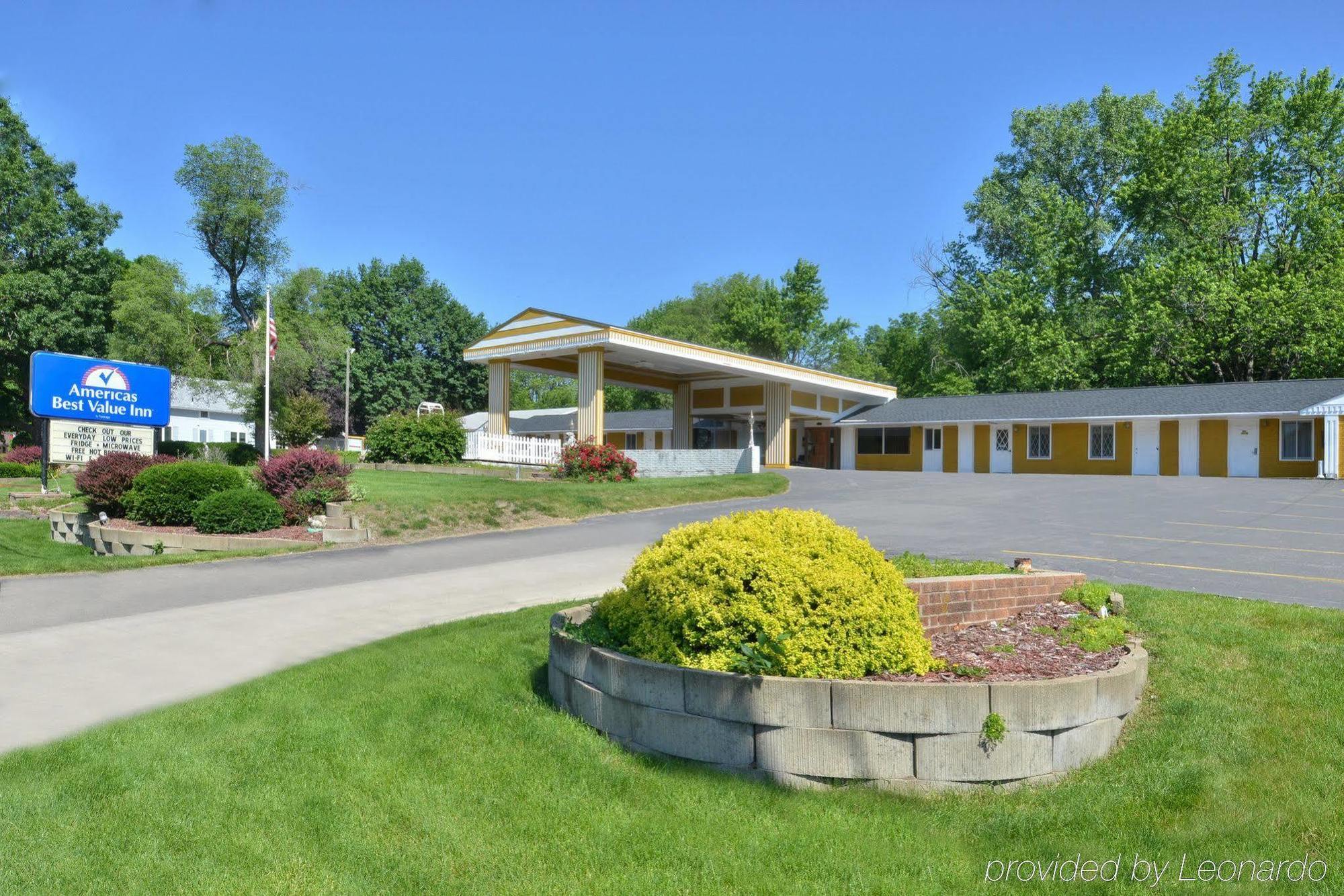 Econo Lodge Oskaloosa Экстерьер фото